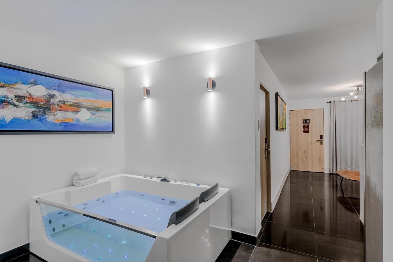 Viktory Boutique Hotel メデジン エクステリア 写真